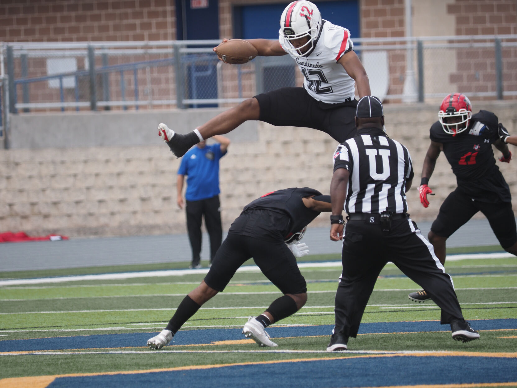 Jordan Davis leap